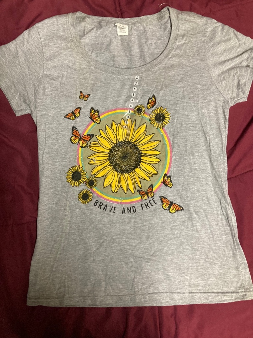 Brave & Free T-Shirt | Size Small